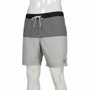 Vuori Kore‎ Shorts Men's XLDrawstring Waist Casual Activewear Performance